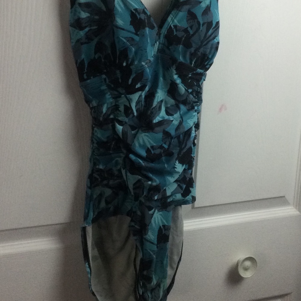 Teal Floral Print Swimsuit - Picture 4 of 11